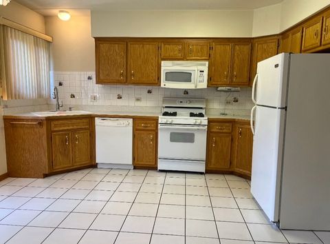 Tiny photo for 10228 Southwest Highway #1C, Chicago Ridge, IL 60415 (MLS # 12491190)