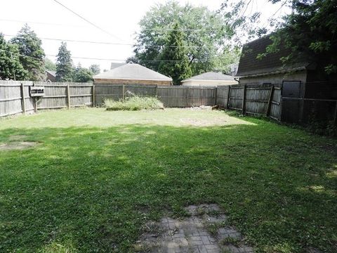 Tiny photo for 1301 Park Avenue, North Chicago, IL 60064 (MLS # 12431652)