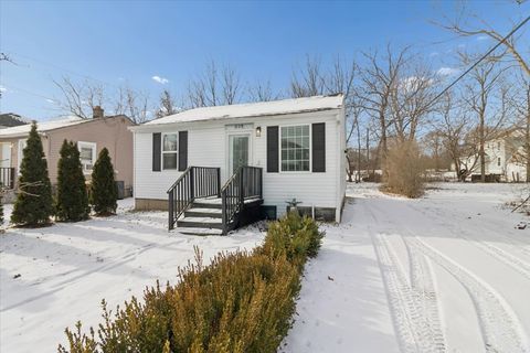 Tiny photo for 609 Trenton Avenue, Rockford, IL 61102 (MLS # 12551507)