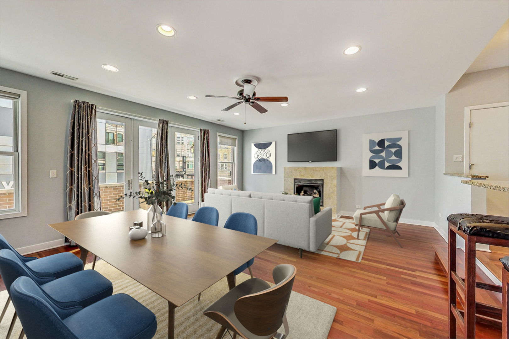 1238 N Milwaukee Avenue 2