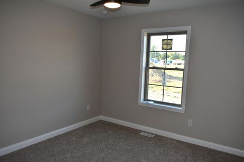 Tiny photo for 180 S Oak Street, El Paso, IL 61738 (MLS # 12467316)