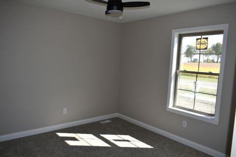 Tiny photo for 180 S Oak Street, El Paso, IL 61738 (MLS # 12467316)