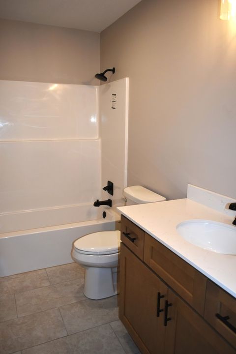 Tiny photo for 180 S Oak Street, El Paso, IL 61738 (MLS # 12467316)