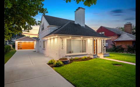 8236 Kedvale Avenue Skokie IL 60076