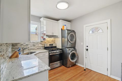 Tiny photo for 3558 W Belle Plaine Avenue #3, Chicago, IL 60618 (MLS # 12489601)