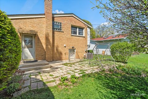 Tiny photo for 45 Concord Avenue, South Elgin, IL 60177 (MLS # 12628649)