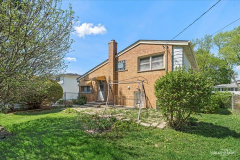 Tiny photo for 45 Concord Avenue, South Elgin, IL 60177 (MLS # 12628649)