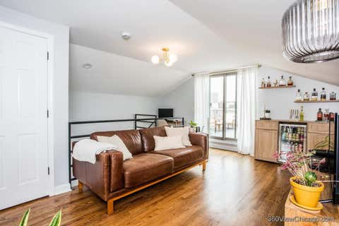 Tiny photo for 1534 N BOSWORTH Avenue #3, Chicago, IL 60642 (MLS # 12724217)