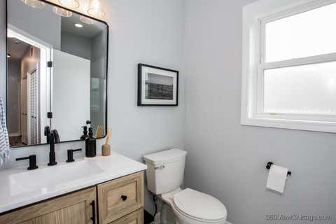 Tiny photo for 1534 N BOSWORTH Avenue #3, Chicago, IL 60642 (MLS # 12724217)
