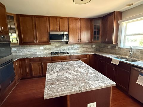Tiny photo for 2337 Queensbridge Drive, Lynwood, IL 60411 (MLS # 12672387)