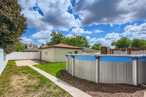 Tiny photo for 8841 S Utica Street, Evergreen Park, IL 60805 (MLS # 12504152)