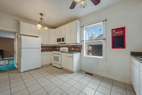 Tiny photo for 10704 S Albany Avenue, Chicago, IL 60655 (MLS # 12560051)