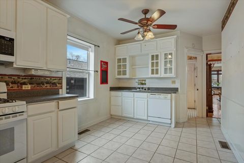 Tiny photo for 10704 S Albany Avenue, Chicago, IL 60655 (MLS # 12560051)