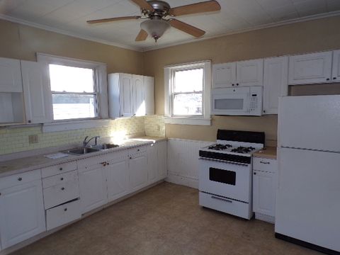 Tiny photo for 1527 N Marquette Street, Davenport, IA 52804 (MLS # 12587427)