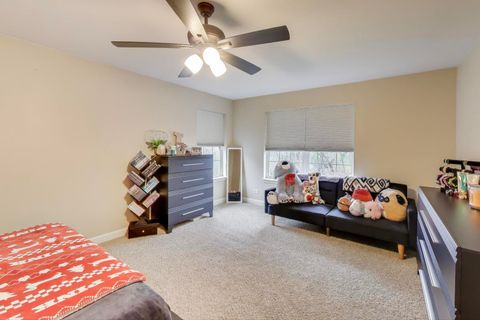 Tiny photo for 379 Fountain Avenue, Elgin, IL 60124 (MLS # 12516657)