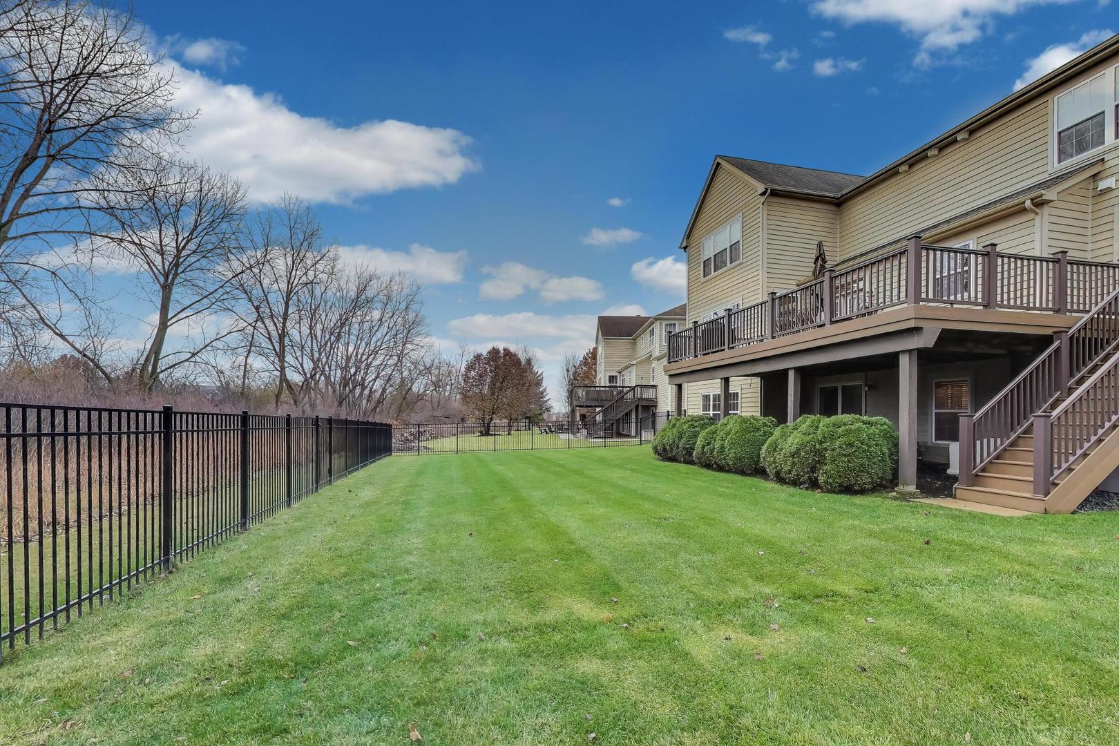 Elgin, Illinois 60124, United States, 5 Bedrooms Bedrooms, ,4 BathroomsBathrooms,Residential,Contingent,250856