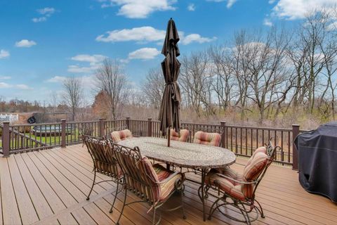 Tiny photo for 379 Fountain Avenue, Elgin, IL 60124 (MLS # 12516657)