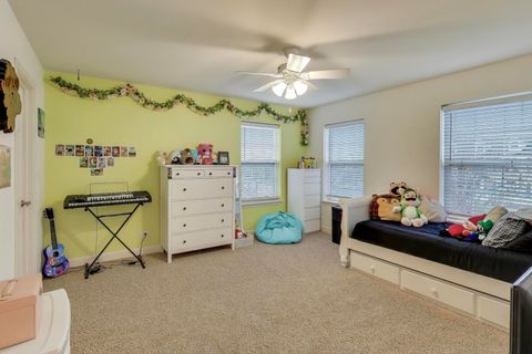 Tiny photo for 379 Fountain Avenue, Elgin, IL 60124 (MLS # 12516657)