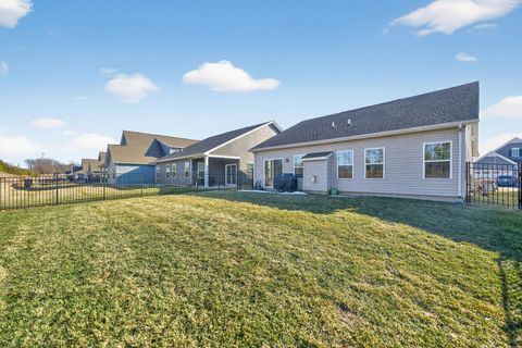 Tiny photo for 3656 Reddington Circle, Elgin, IL 60124 (MLS # 12570609)