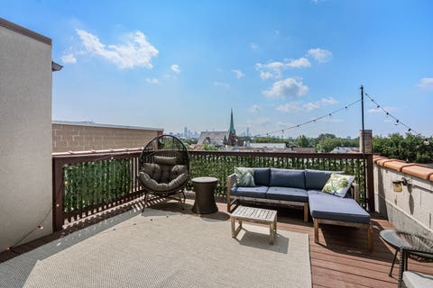 Tiny photo for 1109 W Belmont Avenue #4, Chicago, IL 60657 (MLS # 12741051)