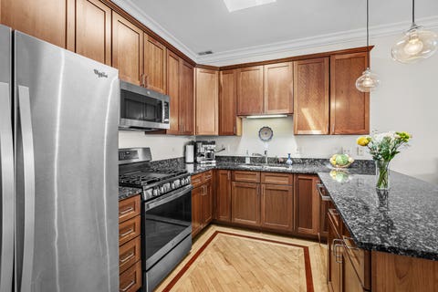 Tiny photo for 1109 W Belmont Avenue #4, Chicago, IL 60657 (MLS # 12741051)