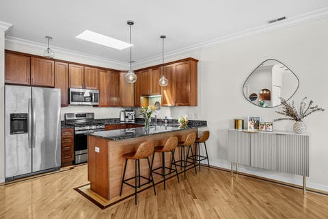 Tiny photo for 1109 W Belmont Avenue #4, Chicago, IL 60657 (MLS # 12741051)