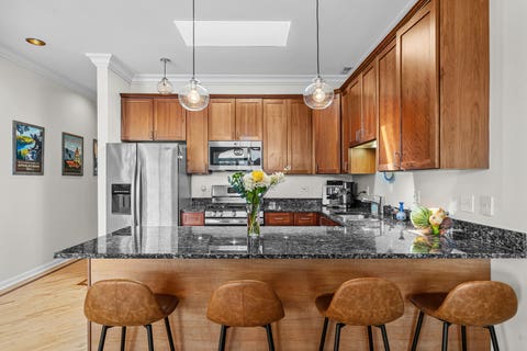 Tiny photo for 1109 W Belmont Avenue #4, Chicago, IL 60657 (MLS # 12741051)