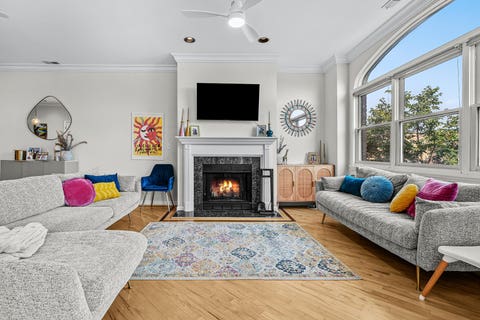 Tiny photo for 1109 W Belmont Avenue #4, Chicago, IL 60657 (MLS # 12741051)