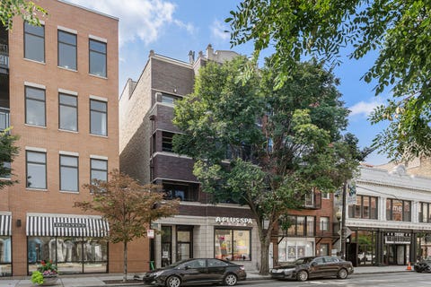 Photo of 1109 W Belmont Avenue #4, Chicago, IL 60657 (MLS # 12741051)