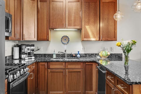 Tiny photo for 1109 W Belmont Avenue #4, Chicago, IL 60657 (MLS # 12741051)