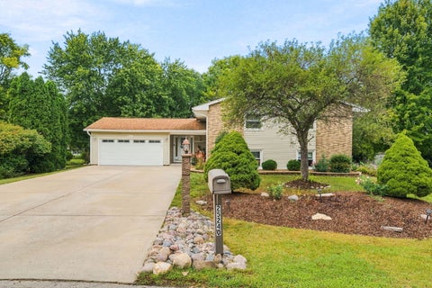 Tiny photo for 25240 W Marble Court, Channahon, IL 60410 (MLS # 12755068)