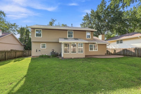 Tiny photo for 5721 Fillmore Street, Davenport, IA 52806 (MLS # 12729814)