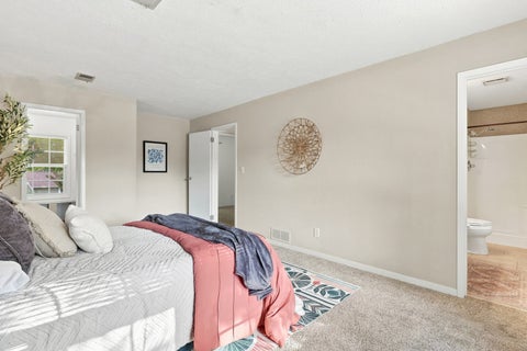 Tiny photo for 5721 Fillmore Street, Davenport, IA 52806 (MLS # 12729814)