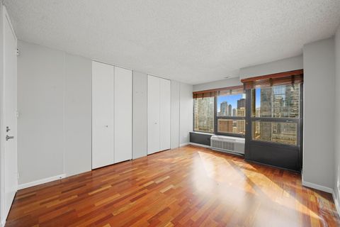 Tiny photo for 30 E Huron Street #1904, Chicago, IL 60611 (MLS # 12641108)