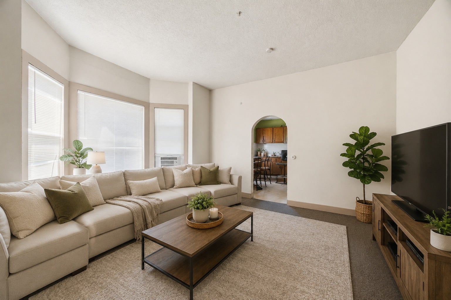 11612 S Lafayette Avenue