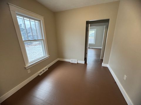 Tiny photo for 1212 Glenhurst Court, Rock Island, IL 61201 (MLS # 12622818)