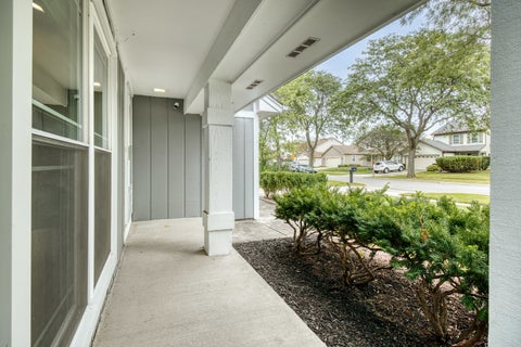 Tiny photo for 820 N Dexter Lane, Hoffman Estates, IL 60169 (MLS # 12767174)