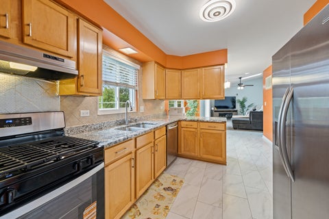 Tiny photo for 820 N Dexter Lane, Hoffman Estates, IL 60169 (MLS # 12767174)