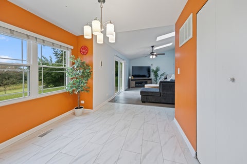 Tiny photo for 820 N Dexter Lane, Hoffman Estates, IL 60169 (MLS # 12767174)