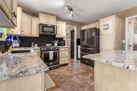 Tiny photo for 1806 Trails Drive, Urbana, IL 61802 (MLS # 12454281)