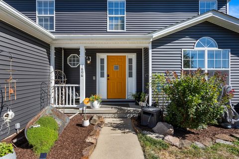 Tiny photo for 1806 Trails Drive, Urbana, IL 61802 (MLS # 12454281)