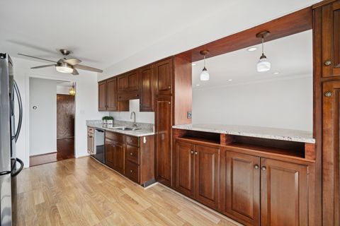 Tiny photo for 6400 N Cicero Avenue #315, Lincolnwood, IL 60712 (MLS # 12550646)