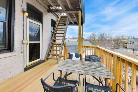 Tiny photo for 3042 N Clifton Avenue #3, Chicago, IL 60657 (MLS # 12617648)