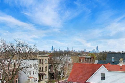 Tiny photo for 3042 N Clifton Avenue #3, Chicago, IL 60657 (MLS # 12617648)