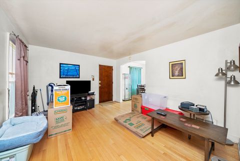 Tiny photo for 429 Geneva Avenue, Bellwood, IL 60104 (MLS # 12517526)