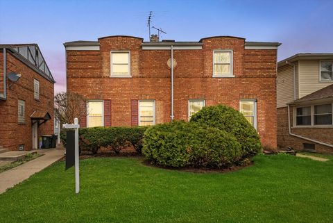 Tiny photo for 429 Geneva Avenue, Bellwood, IL 60104 (MLS # 12517526)