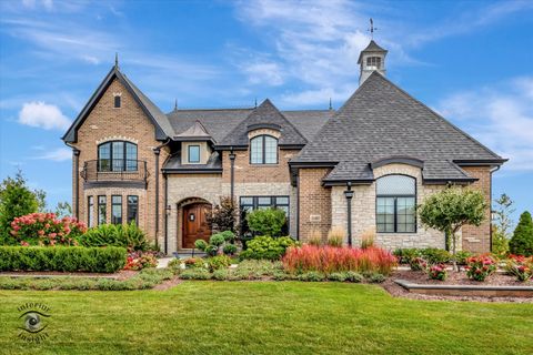 Photo of 11483 Zermatt Drive, Frankfort, IL 60423 (MLS # 12558817)