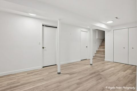 Tiny photo for Lindenhurst, IL 60046 (MLS # 12610937)