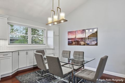 Tiny photo for Lindenhurst, IL 60046 (MLS # 12610937)