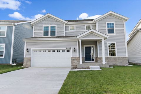 Photo of 32069 Savannah Drive, Lakemoor, IL 60051 (MLS # 12506642)